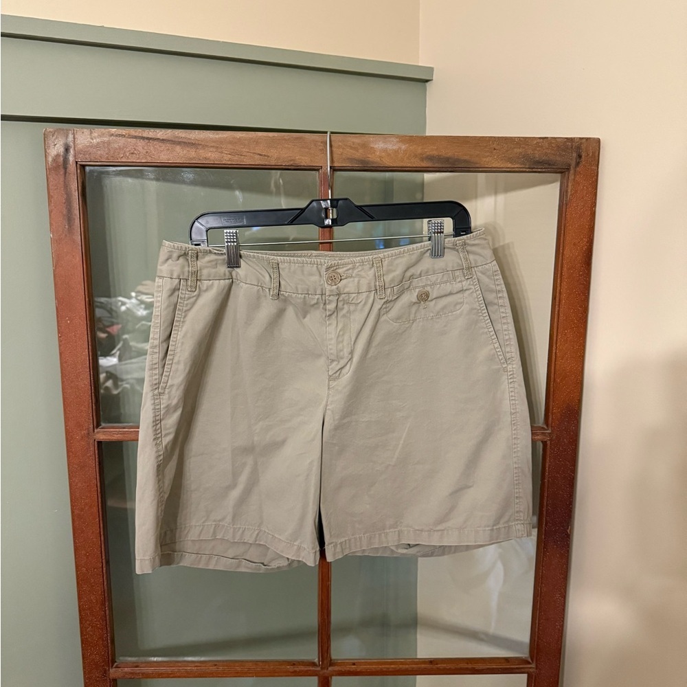 Dockers Women's Khaki Shorts - Size 12